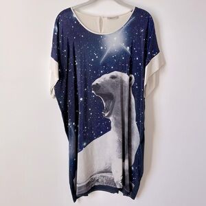 Emma Cook Blue and White Polar Bear Graphic Tunic Top